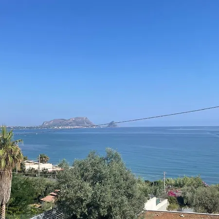 Ombelico Di Venerevilla Mandra Capreria